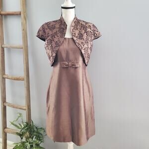 Jessica Howard 2 Piece Sleeveless Sheath Dress & Floral Pattern Jacket 6P